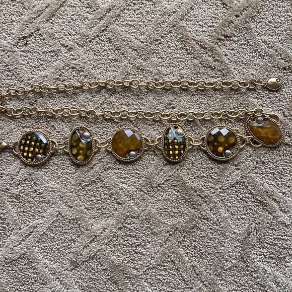 Gold tone chain-link belt from Chico’s. Fully adjustable. Great condition. - Picture 2 of 8